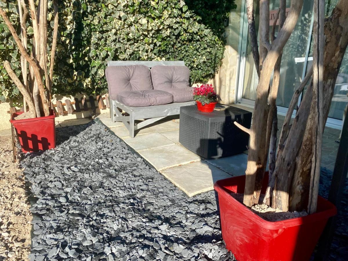 SUITE spa accès autonome Beaucaire  Extérieur photo
