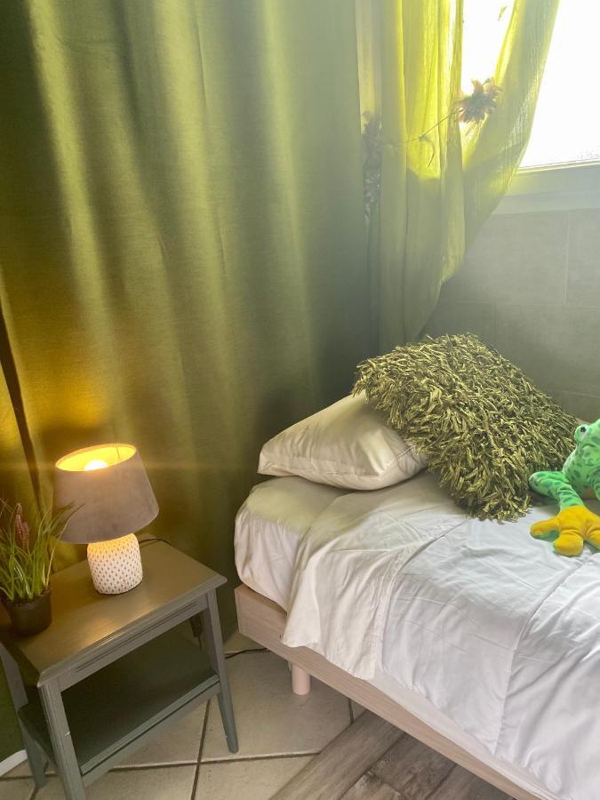 SUITE spa accès autonome Beaucaire  Extérieur photo